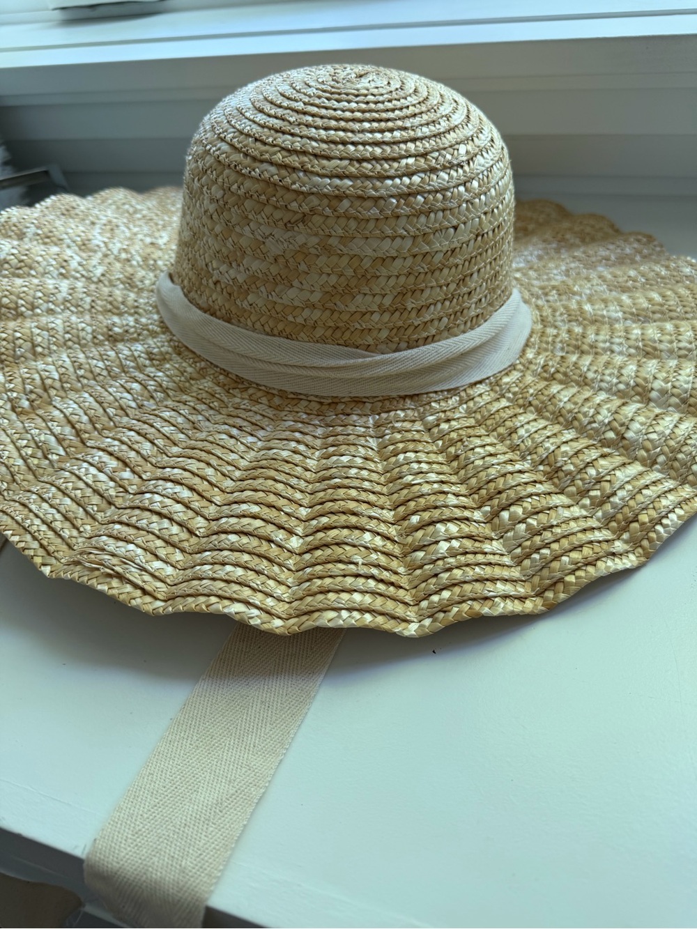 Women's Natural Straw Sun Hat with Cream Band